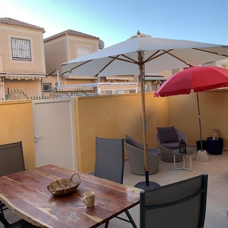 Holiday House Torrevieja Buitenkant foto