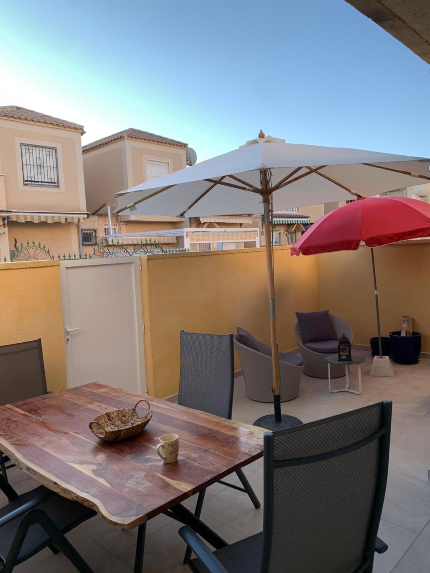 Holiday House Torrevieja Buitenkant foto